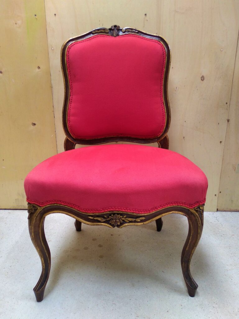 Restauration d'une chaise Louis XV